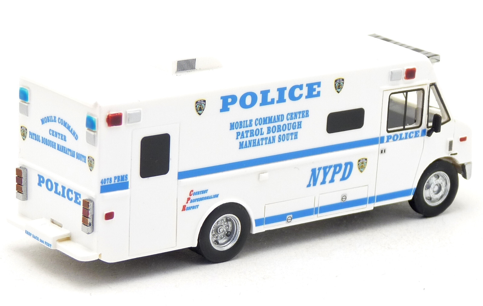 BoS 87856 Freightliner MT-55 NYPD New York Police USA