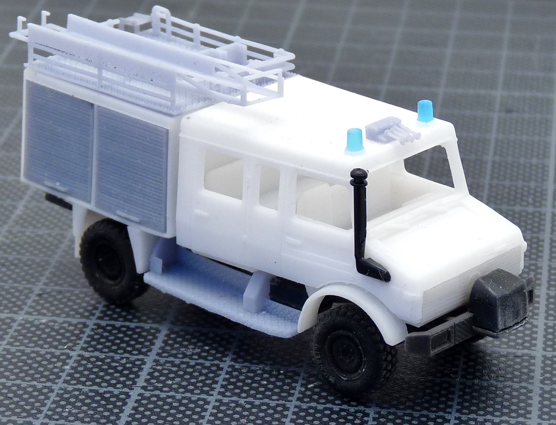 MB Unimog U1300 LF 8 Schlingmann - BAUSATZ