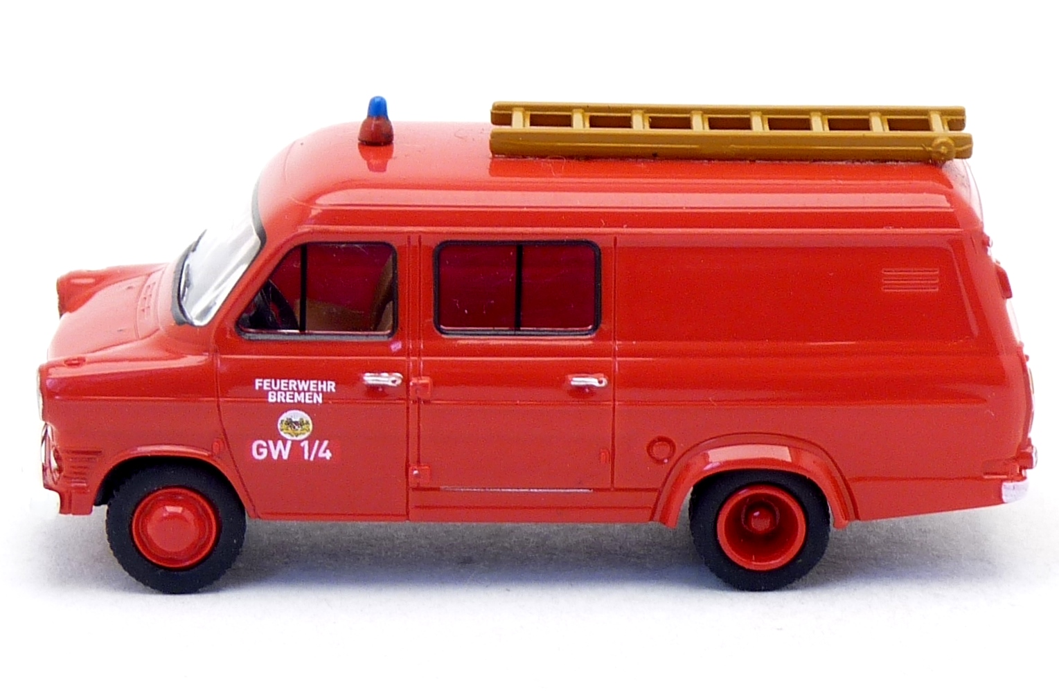 Brekina Ford Transit FT100 GW 1/4 Feuerwehr Bremen FRW 4