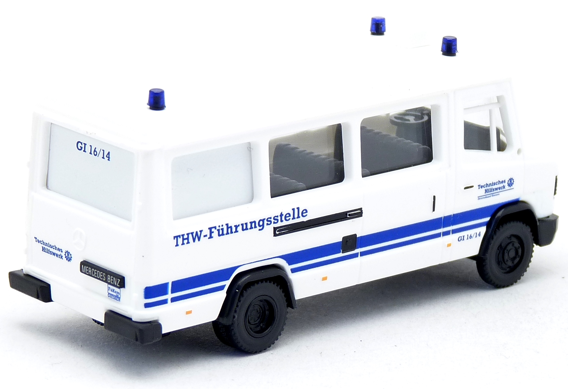 Busch - MB 507 D THW Gießen FüKom