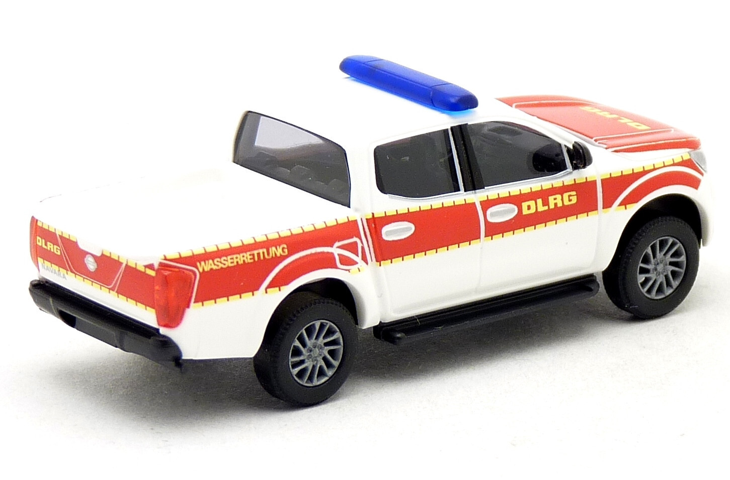 Busch 53721 - Nissan Navara DLRG Wasserrettung