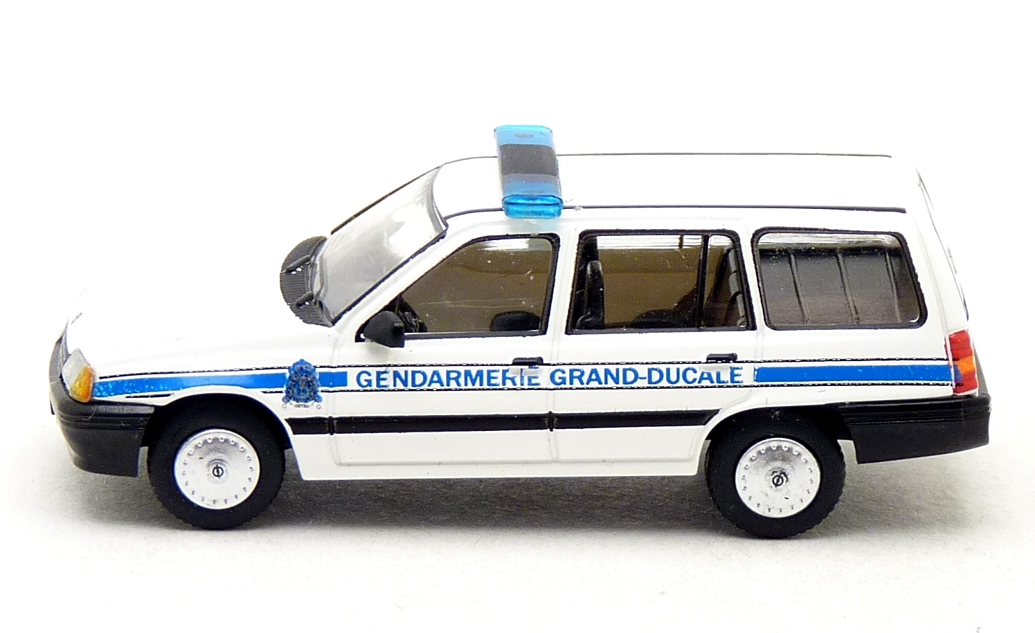 PCX87 871083 Opel Kadett E Caravan Gendarmerie Luxemburg