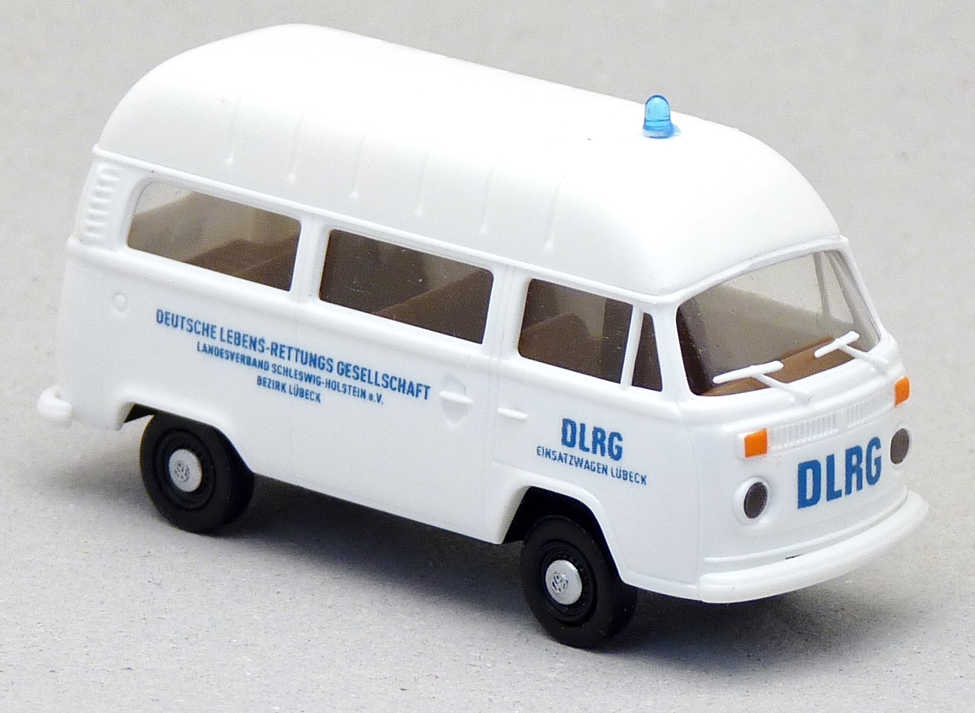 Brekina VW T2 DLRG Lübeck Travemünde Edition: Wasserrettung Nr 18