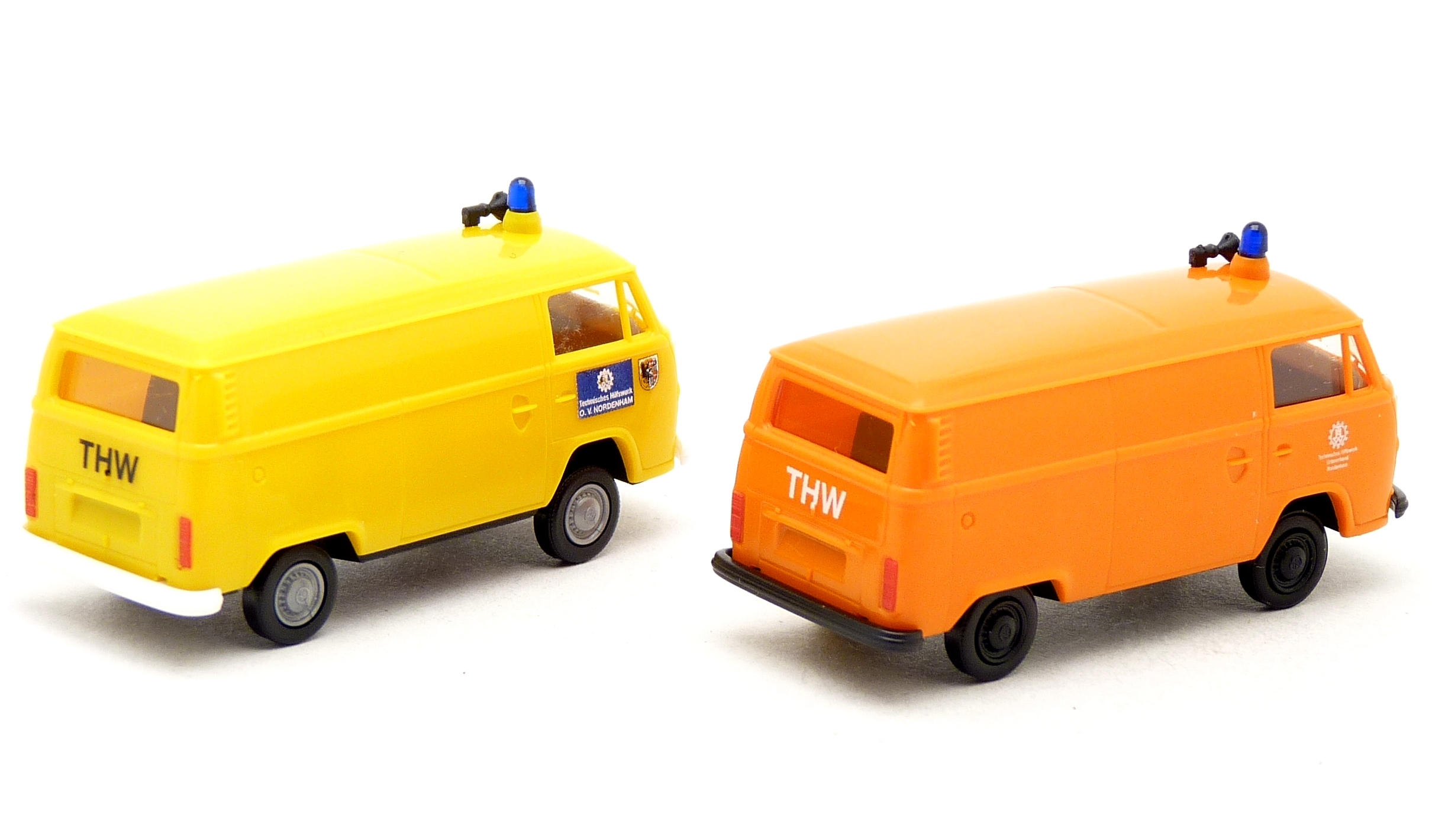 Brekina 2er Set VW T2 Spür- und Messfahrzeuge THW OV Nordenham